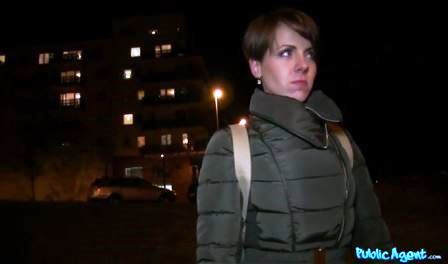 Publicagent – Short hair babe fucked from behind