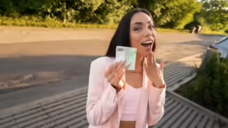 Public Agent Cute Colombian Ass